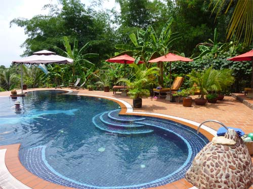 kep lodge swimming pool