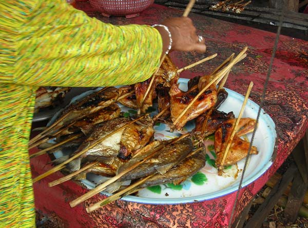 fried chicken at the crab market in kep, cambodia