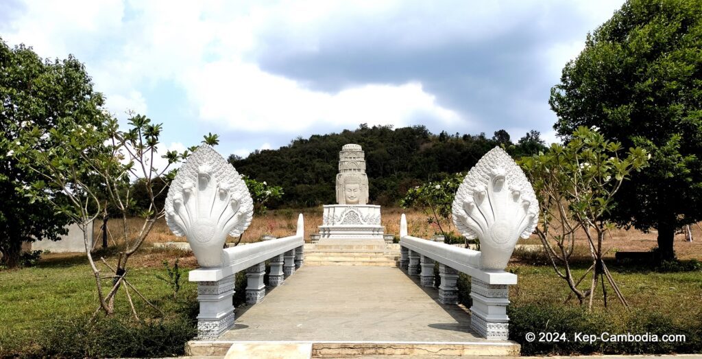 Phnom Vor Natural Paradise Resort in Kep, Cambodia and Kampot. Restaurant and Bamboo Train.