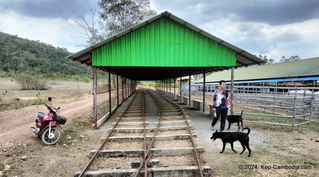 Phnom Vor Natural Paradise Resort in Kep, Cambodia and Kampot. Restaurant and Bamboo Train.