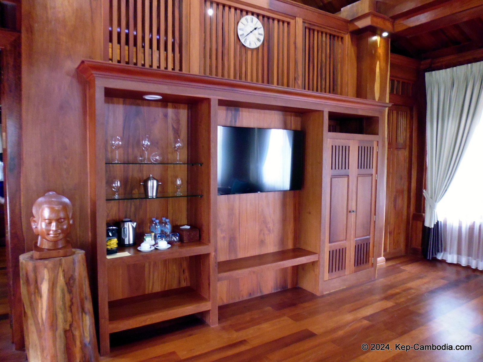 Try Palace Resort in Kep, Cambodia.