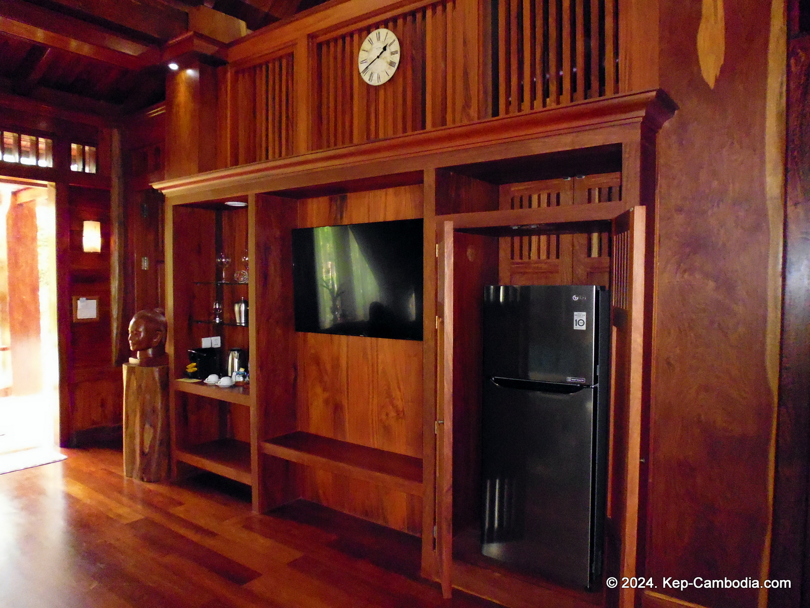 Try Palace Resort in Kep, Cambodia.