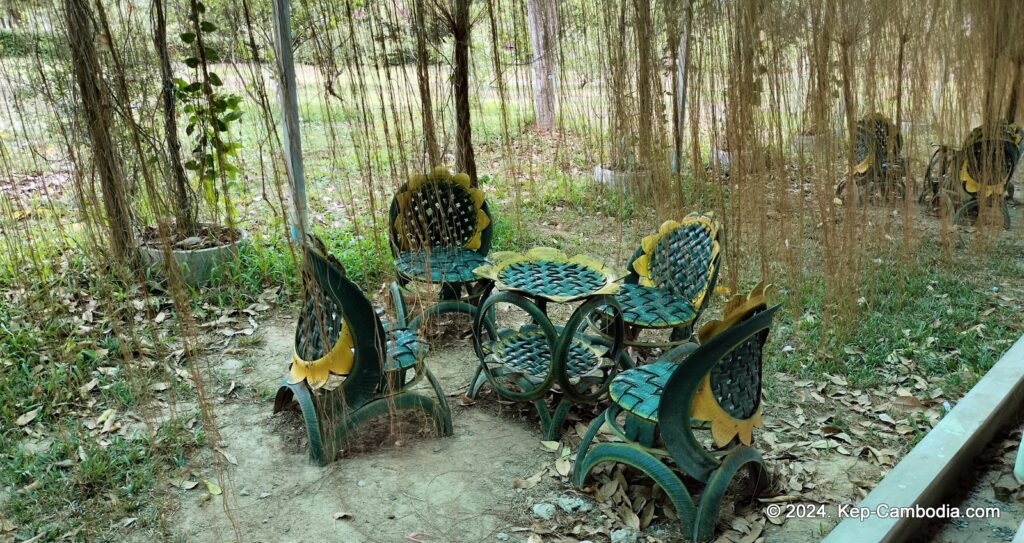 Phnom Vor Natural Paradise Resort in Kep, Cambodia and Kampot. Restaurant and Bamboo Train.