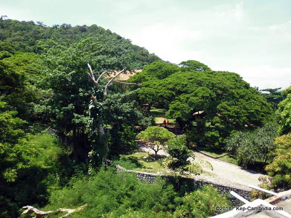 cote de la plage hotel and restaurant in kep, cambodia
