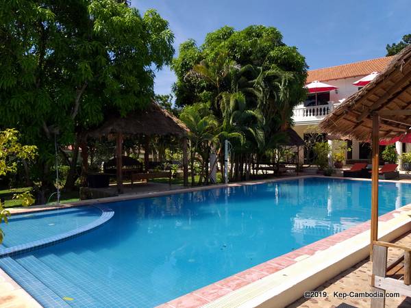 malibu bungalows in kep, cambodia