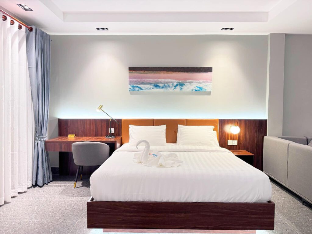 qube resort in kep, cambodia