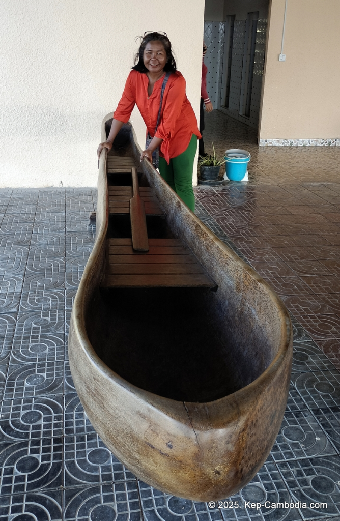 Phnom Vor Natural Paradise Resort in Kep, Cambodia and Kampot. Restaurant and Bamboo Train.