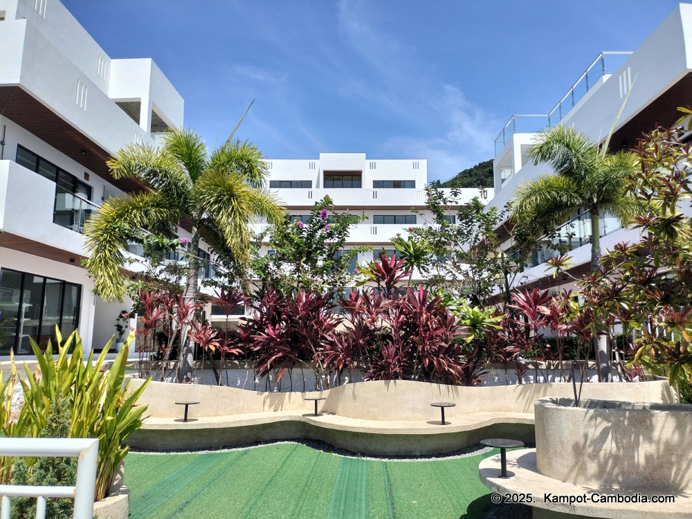 qube resort in kep, cambodia