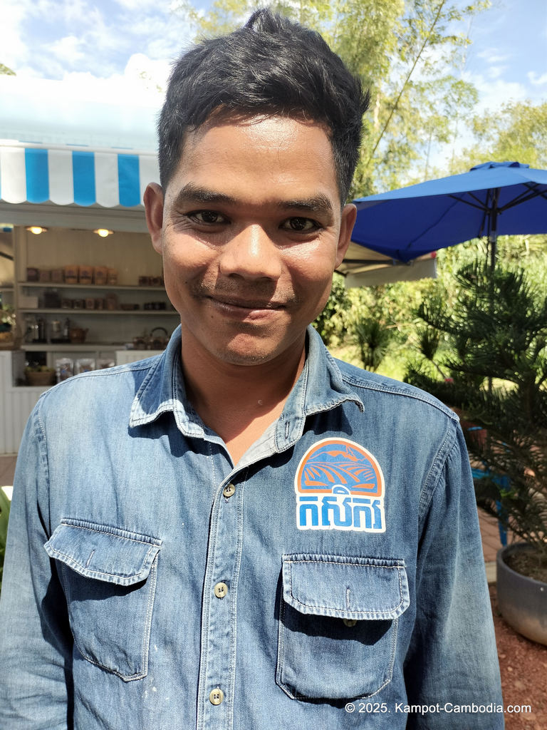 Baby Bird Farm in Kep and Kampot, Cambodia. Vegetables, fruits and Kampot Pepper. Cafe.