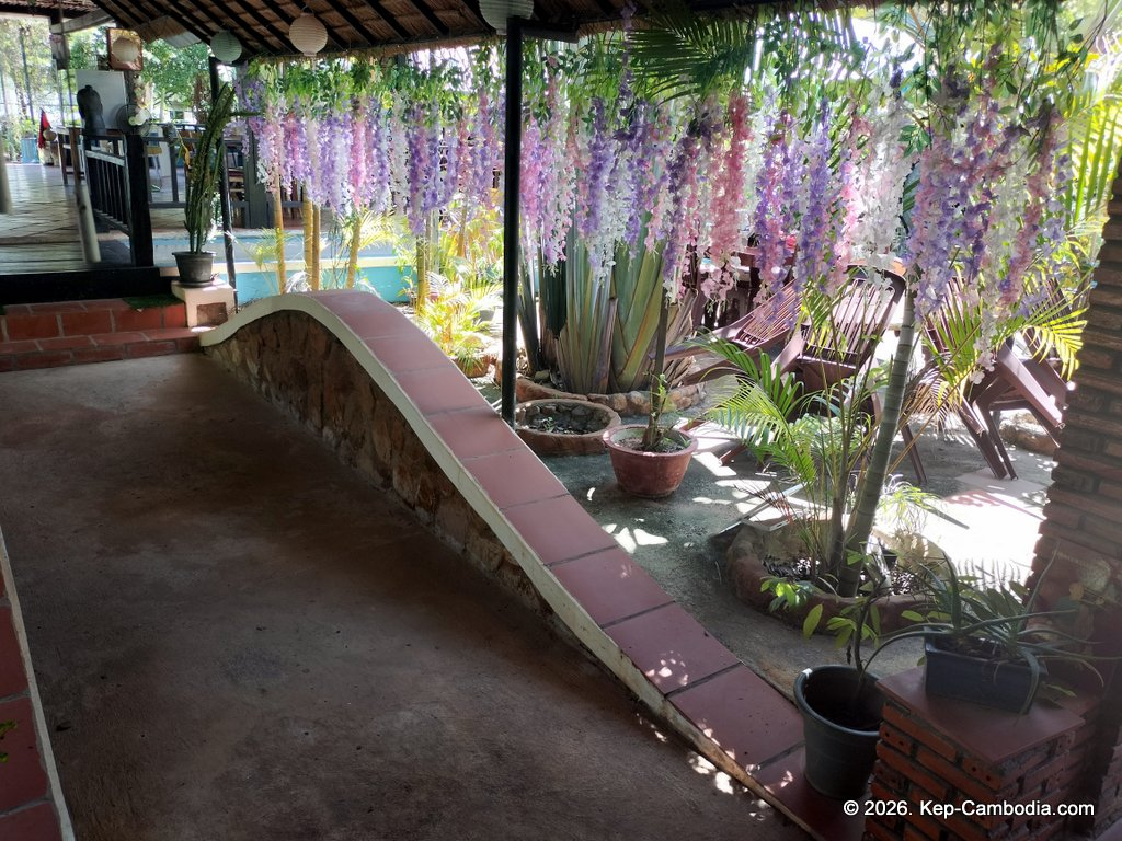 Les Papilles Enchantees in kep, cambodia