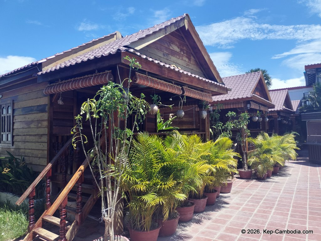 Kepina by the Sea in Kep, Cambodia. Seaside guesthouse and swimming pool.