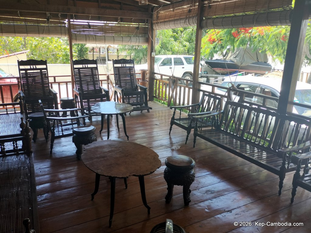 Kepina by the Sea in Kep, Cambodia. Seaside guesthouse and swimming pool.